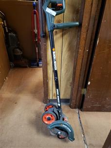 BLACK & DECKER LE750 EDGE HOG Very Good